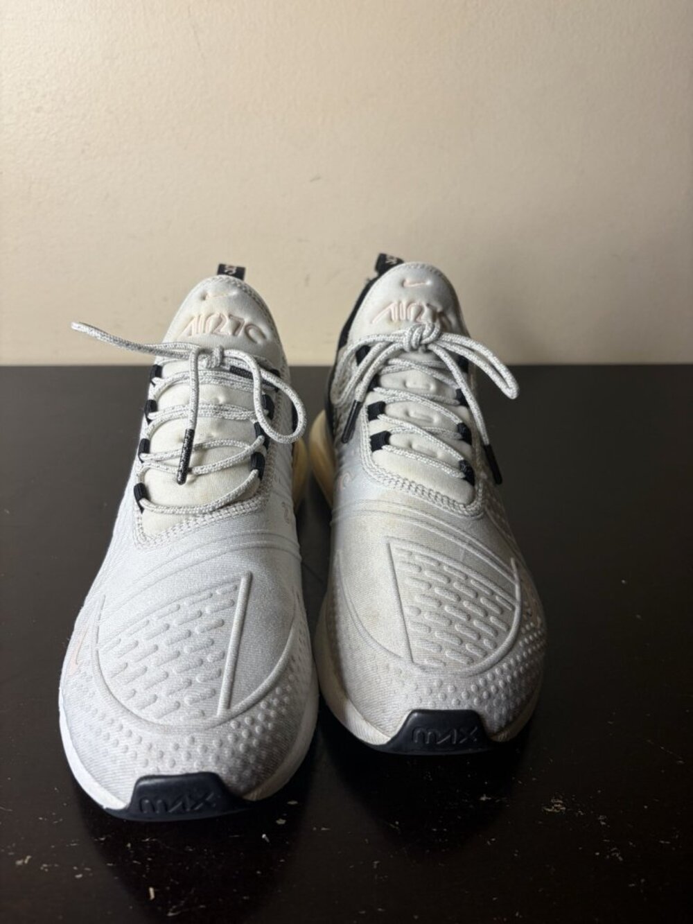 Nike Air Max 270 Women’s Sneakers Shoes Size 10 - Picture 6 of 11